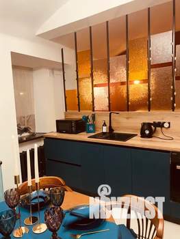 1-к квартира, посуточно, 65м2, 1/2 этаж