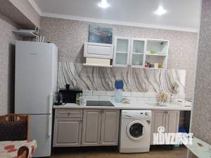 Студия квартира, посуточно, 39м2, 1/1 этаж