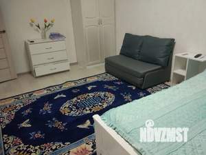 1-к квартира, посуточно, 38м2, 4/8 этаж