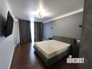 1-к квартира, на длительный срок, 56м2, 7/17 этаж