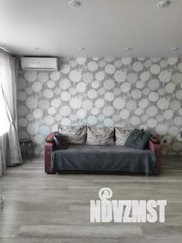 Студия квартира, посуточно, 30м2, 1/5 этаж