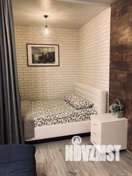 Студия квартира, посуточно, 40м2, 4/5 этаж