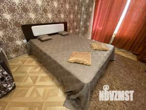 1-к квартира, посуточно, 38м2, 1/3 этаж