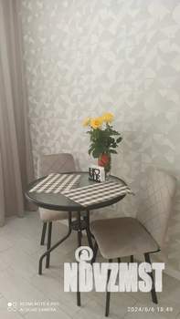 1-к квартира, посуточно, 45м2, 3/9 этаж