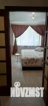 2-к квартира, посуточно, 45м2, 1/5 этаж