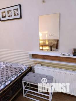 Студия квартира, посуточно, 44м2, 1/3 этаж