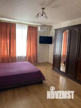 1-к квартира, посуточно, 43м2, 2/10 этаж