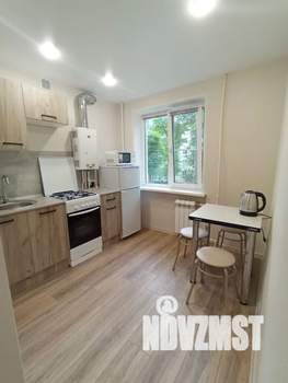 1-к квартира, посуточно, 32м2, 2/5 этаж