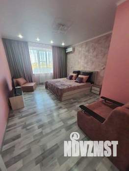 1-к квартира, посуточно, 43м2, 1/1 этаж