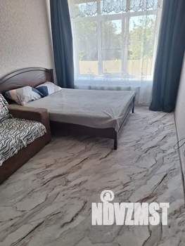 1-к квартира, посуточно, 39м2, 1/8 этаж