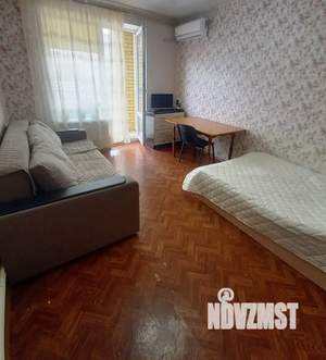 1-к квартира, посуточно, 33м2, 3/3 этаж