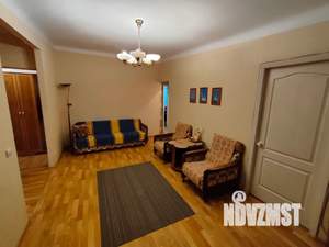 3-к квартира, посуточно, 60м2, 5/5 этаж