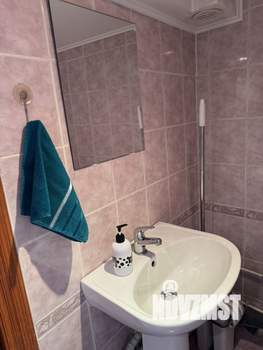 2-к квартира, посуточно, 42м2, 2/2 этаж