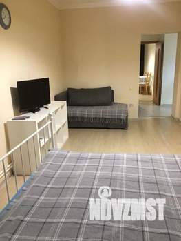 1-к квартира, посуточно, 40м2, 3/3 этаж