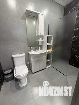 Студия квартира, посуточно, 42м2, 1/1 этаж