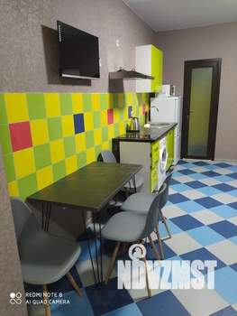 Студия квартира, посуточно, 25м2, 1/5 этаж