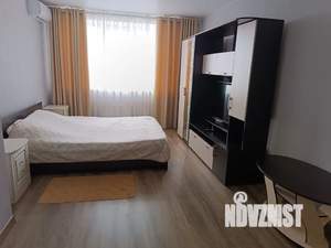 1-к квартира, посуточно, 32м2, 2/10 этаж