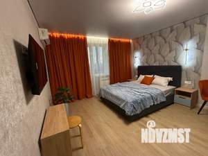 Студия квартира, посуточно, 35м2, 6/10 этаж