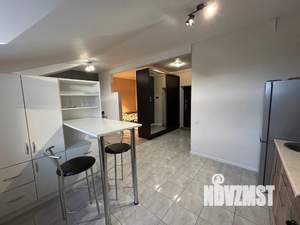 Студия квартира, посуточно, 39м2, 4/4 этаж