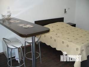 Студия квартира, посуточно, 30м2, 1/1 этаж
