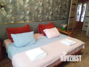 1-к квартира, посуточно, 42м2, 4/4 этаж