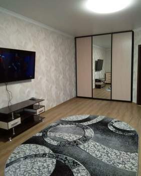 1-к квартира, на длительный срок, 60м2, 3/5 этаж