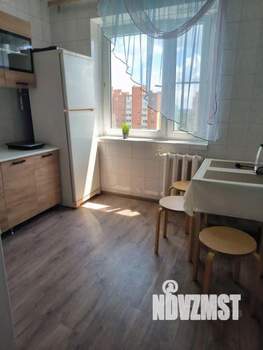 2-к квартира, посуточно, 52м2, 1/1 этаж