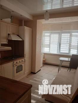 1-к квартира, посуточно, 50м2, 3/3 этаж