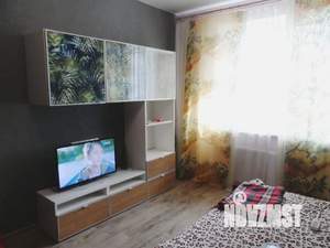 1-к квартира, посуточно, 42м2, 4/4 этаж