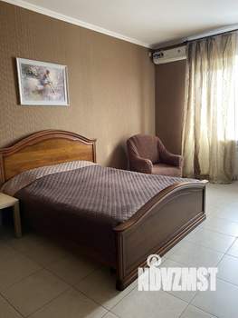 1-к квартира, посуточно, 50м2, 5/8 этаж