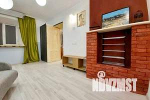 2-к квартира, посуточно, 40м2, 1/2 этаж