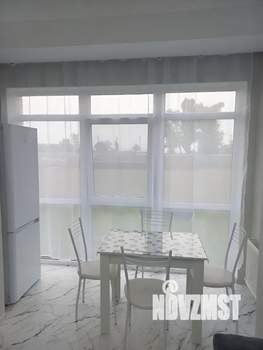 1-к квартира, посуточно, 40м2, 1/8 этаж