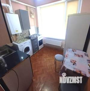 1-к квартира, посуточно, 33м2, 3/3 этаж