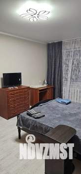 1-к квартира, посуточно, 40м2, 2/9 этаж