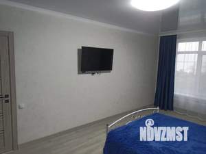 1-к квартира, посуточно, 38м2, 6/8 этаж