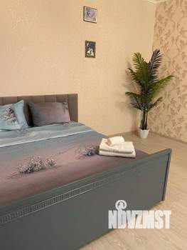 1-к квартира, посуточно, 53м2, 1/1 этаж