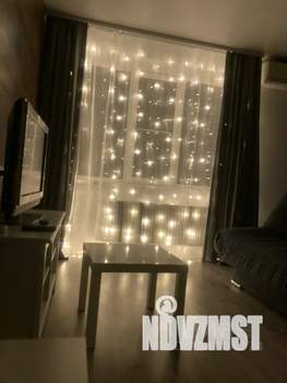 Студия квартира, посуточно, 40м2, 4/5 этаж