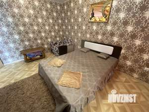 1-к квартира, посуточно, 40м2, 1/3 этаж