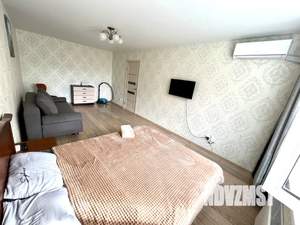 1-к квартира, посуточно, 44м2, 5/10 этаж