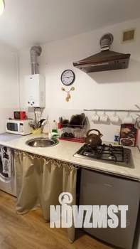 1-к квартира, посуточно, 32м2, 3/5 этаж