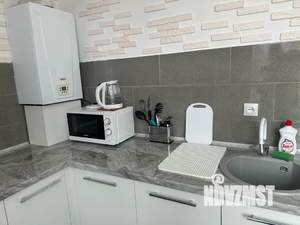 1-к квартира, посуточно, 38м2, 3/3 этаж