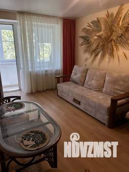 1-к квартира, посуточно, 32м2, 3/5 этаж