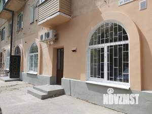 Студия квартира, посуточно, 30м2, 1/3 этаж