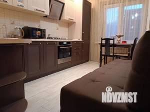 1-к квартира, посуточно, 45м2, 3/9 этаж