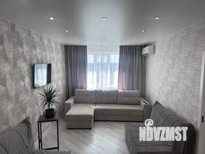 1-к квартира, посуточно, 40м2, 10/10 этаж