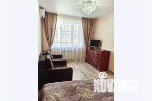 1-к квартира, посуточно, 42м2, 1/3 этаж