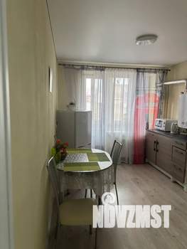 1-к квартира, посуточно, 36м2, 3/3 этаж