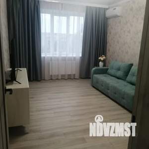 1-к квартира, посуточно, 44м2, 3/9 этаж