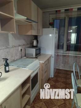 1-к квартира, посуточно, 40м2, 5/9 этаж