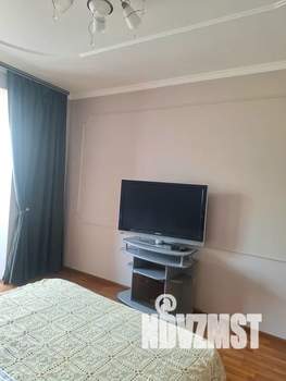 1-к квартира, посуточно, 44м2, 4/10 этаж